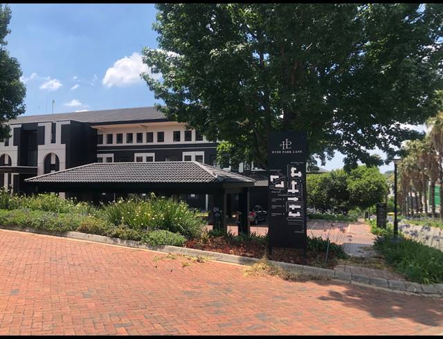 172M² OFFICE TO LET IN HYDE PARK
